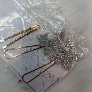 NWT Sparkling Crystal Butterfly Hair Clips